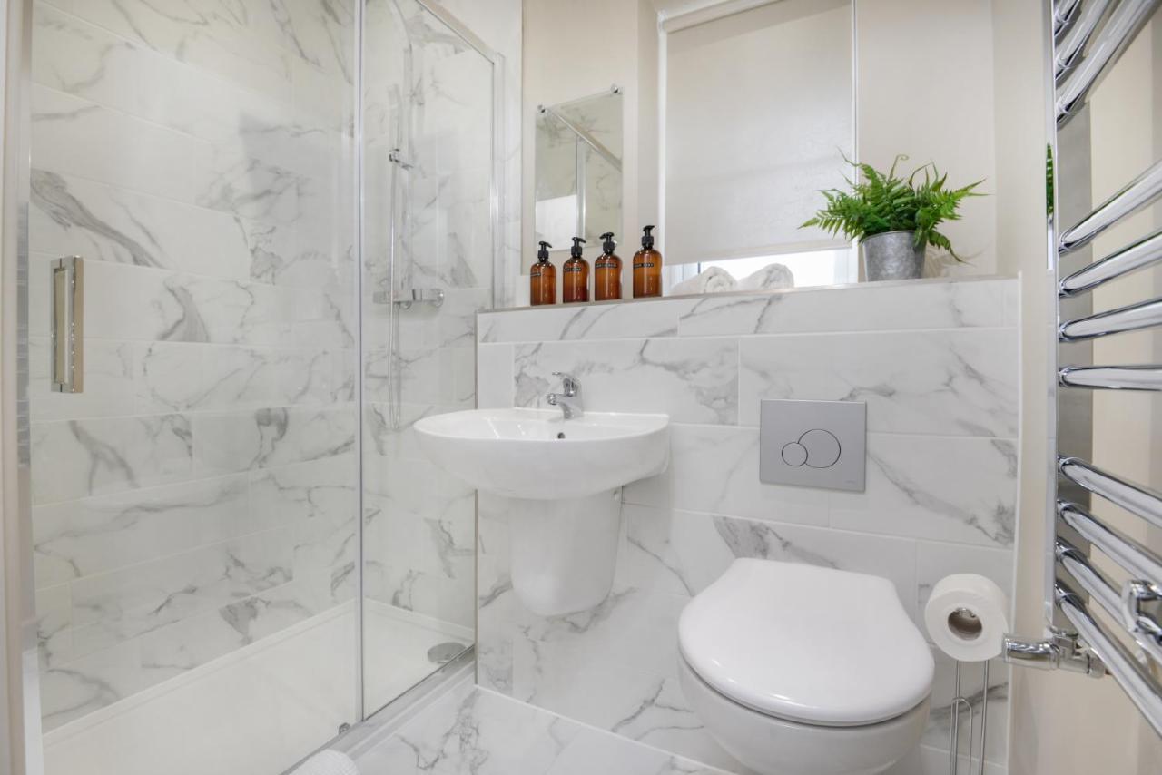 Apartment Three - Free Private Car Park - Sleeps 6 - 3 Shower Rooms - By Ocean City Retreats Plymouth Zewnętrze zdjęcie