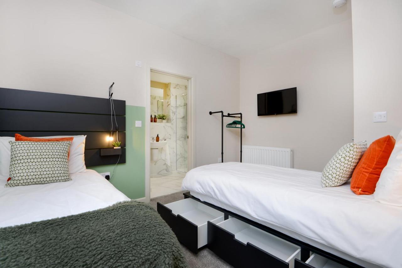 Apartment Three - Free Private Car Park - Sleeps 6 - 3 Shower Rooms - By Ocean City Retreats Plymouth Zewnętrze zdjęcie