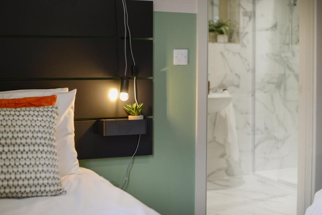Apartment Three - Free Private Car Park - Sleeps 6 - 3 Shower Rooms - By Ocean City Retreats Plymouth Zewnętrze zdjęcie