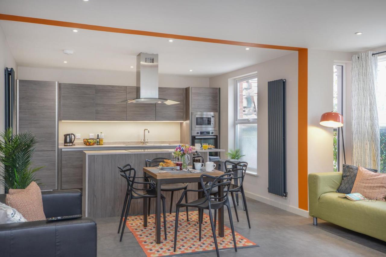Apartment Three - Free Private Car Park - Sleeps 6 - 3 Shower Rooms - By Ocean City Retreats Plymouth Zewnętrze zdjęcie