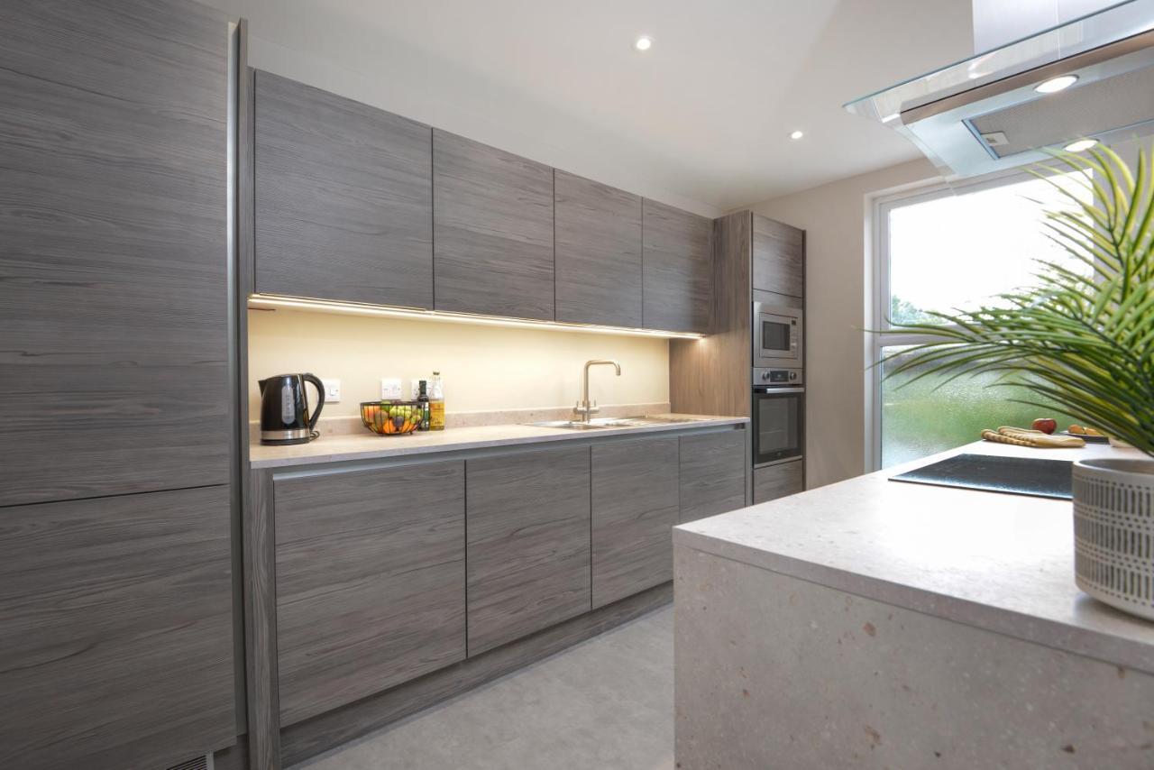Apartment Three - Free Private Car Park - Sleeps 6 - 3 Shower Rooms - By Ocean City Retreats Plymouth Zewnętrze zdjęcie