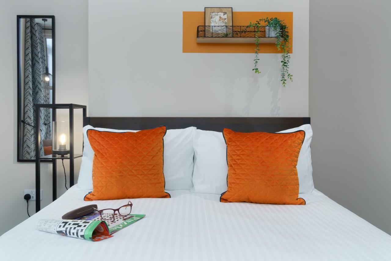 Apartment Three - Free Private Car Park - Sleeps 6 - 3 Shower Rooms - By Ocean City Retreats Plymouth Zewnętrze zdjęcie