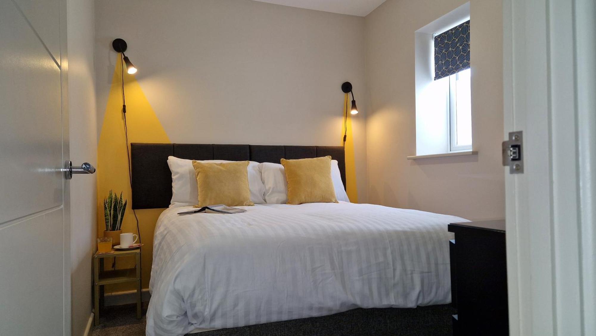Apartment Three - Free Private Car Park - Sleeps 6 - 3 Shower Rooms - By Ocean City Retreats Plymouth Zewnętrze zdjęcie