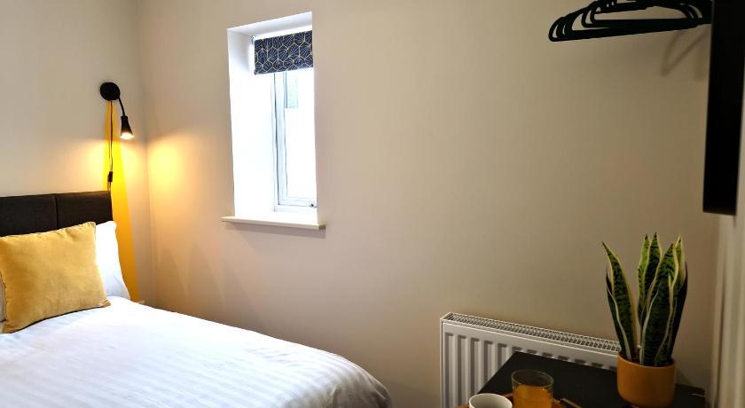 Apartment Three - Free Private Car Park - Sleeps 6 - 3 Shower Rooms - By Ocean City Retreats Plymouth Zewnętrze zdjęcie